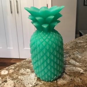 Pineapple candle